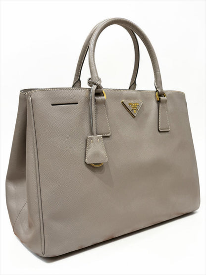 Prada - Borsa Galleria GM in pelle Saffiano grigio tortora