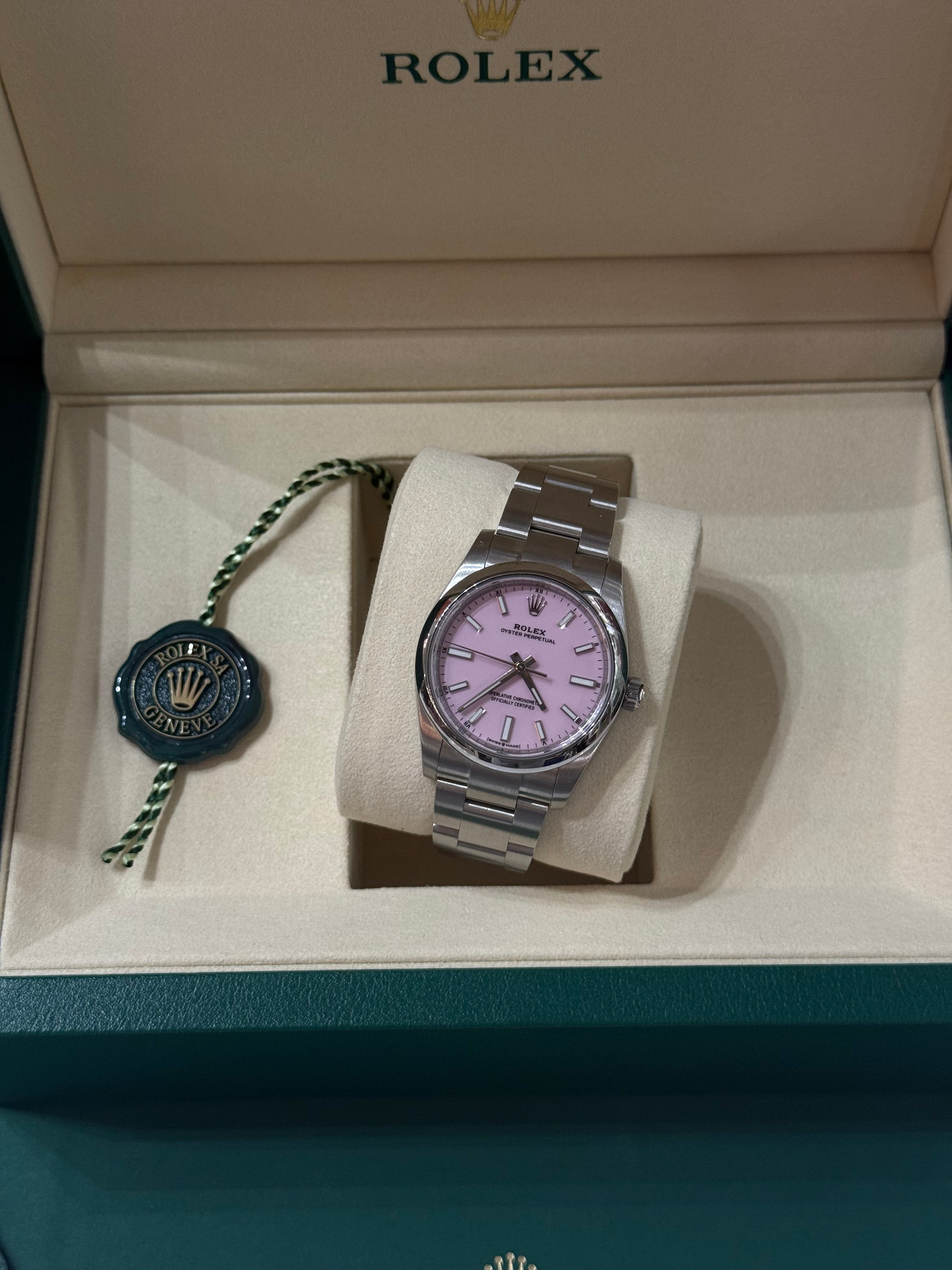 Rolex - Montre Oyster 34 mm Candy rose 2025
