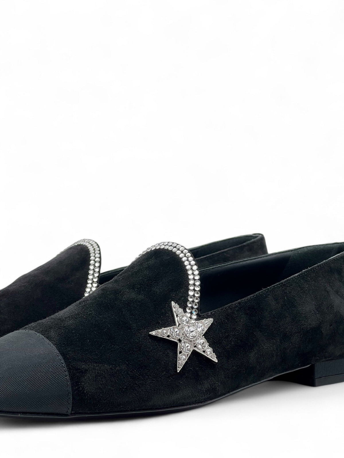 Chanel – Slipper en daim T39