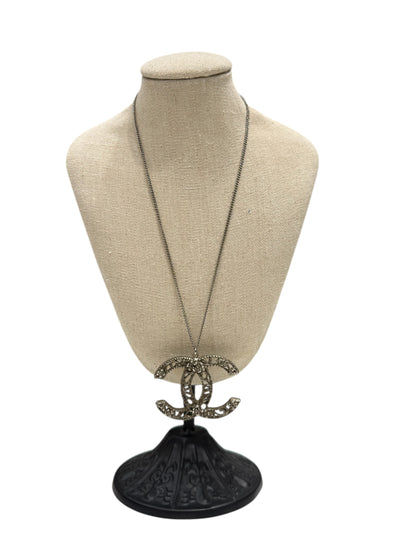 Chanel - Collier maxi CC argenté