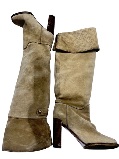 Louis Vuitton - Bottes hautes en daim monogramme brodé T39,5