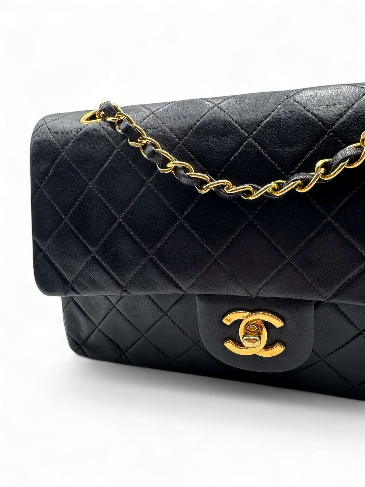 Chanel - Timeless 25