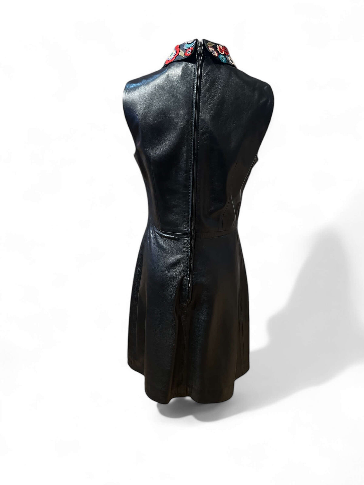 Red Valentino - Vestito nero con colletto a fiori T42