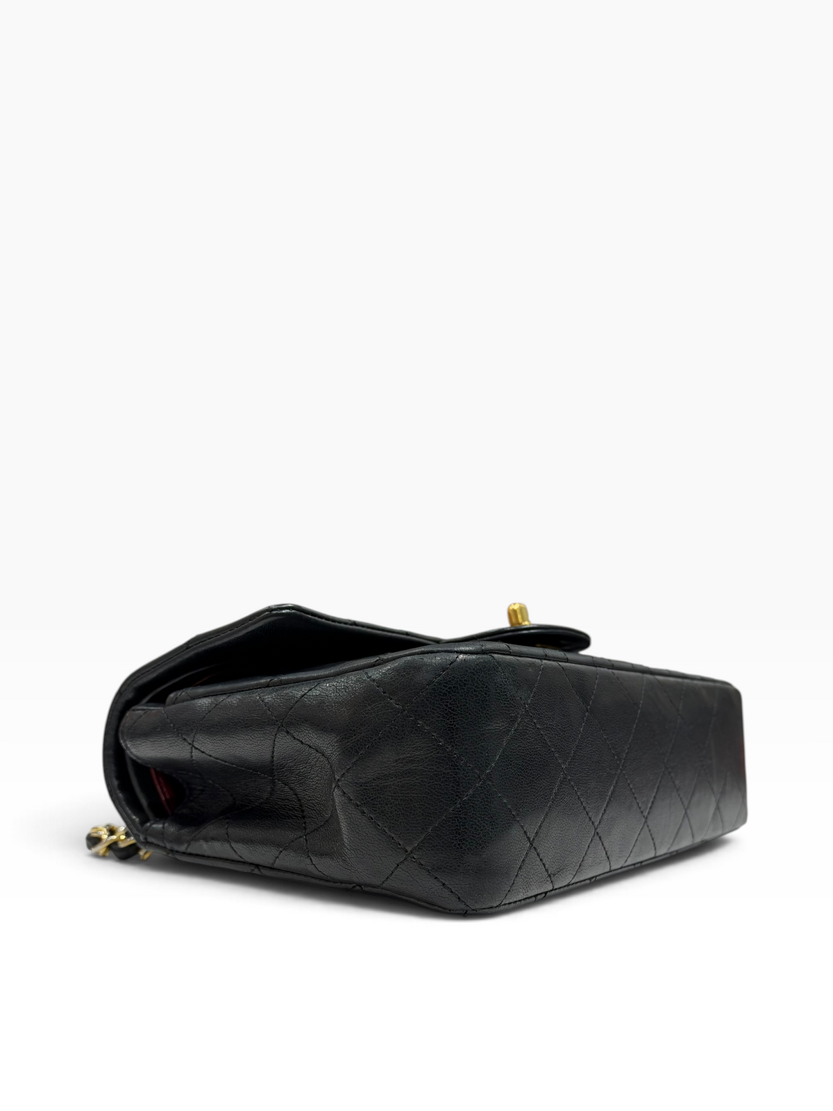 Chanel - Timeless 23 en cuir d’agneau noir