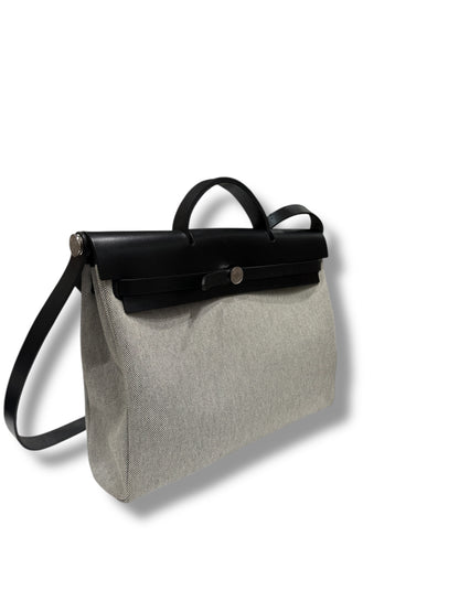 Hermès- Sac Herbag 39 Écru et noir