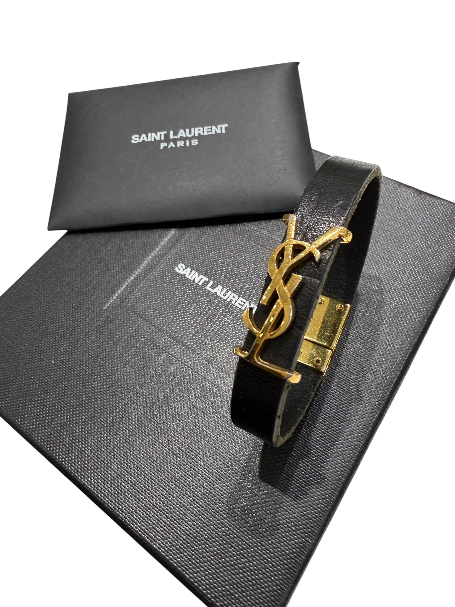 Saint-Laurent - Bracelet en cuir et logo doré