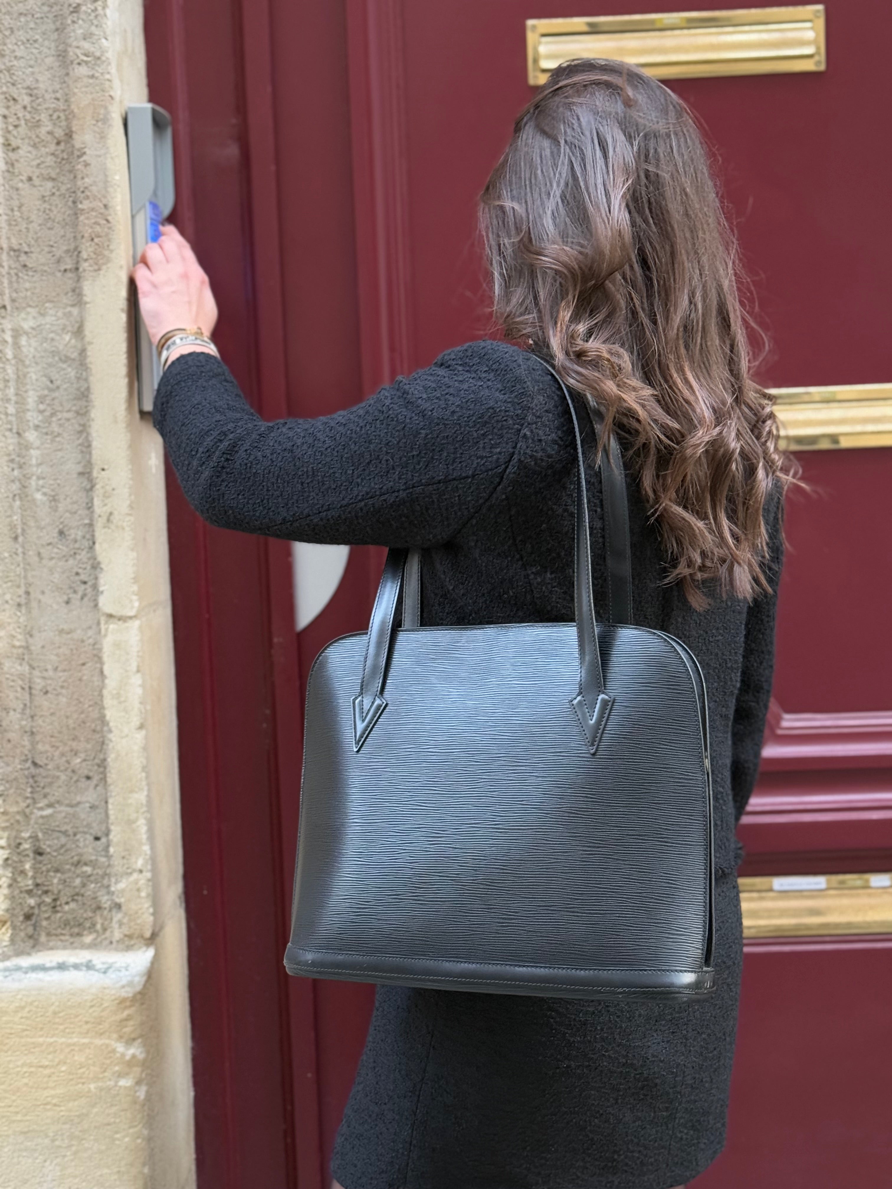 Louis Vuitton - Sac Lussac cuir épi noir