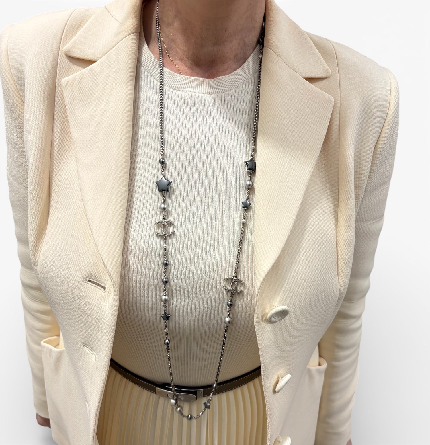 Chanel - Sautoir en perle avec étoile