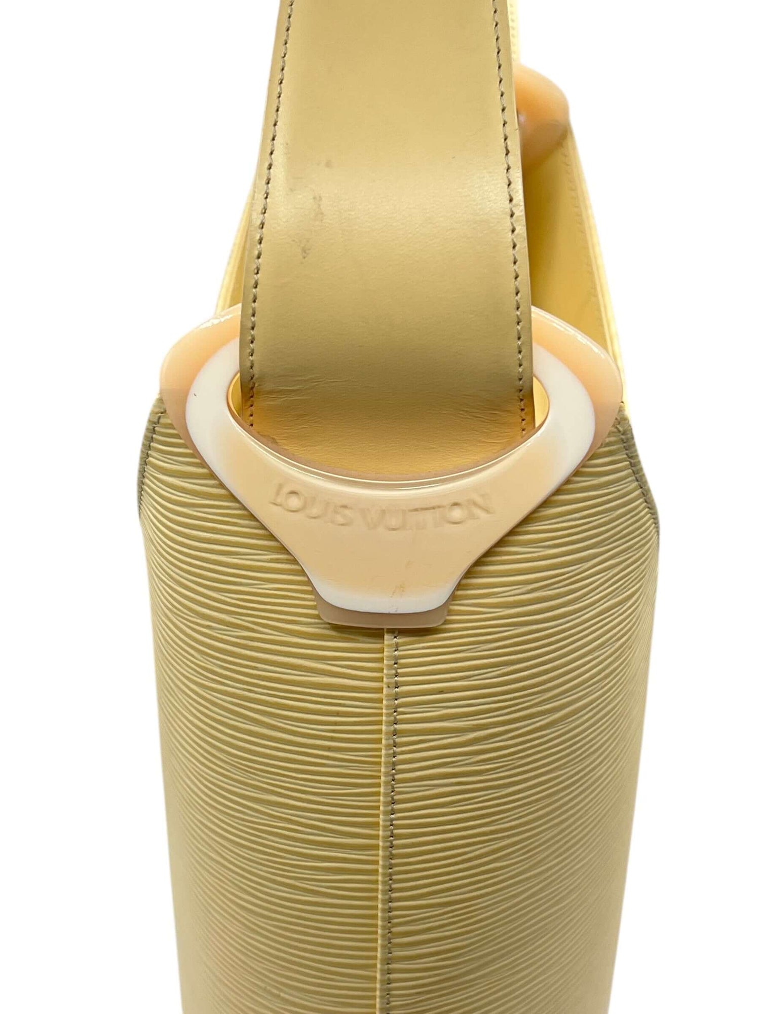 Louis Vuitton - sac verseau cuir épi jaune