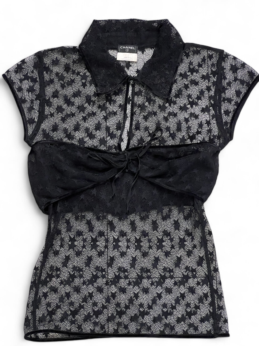 Chanel - T-Shirt en dentelle T36