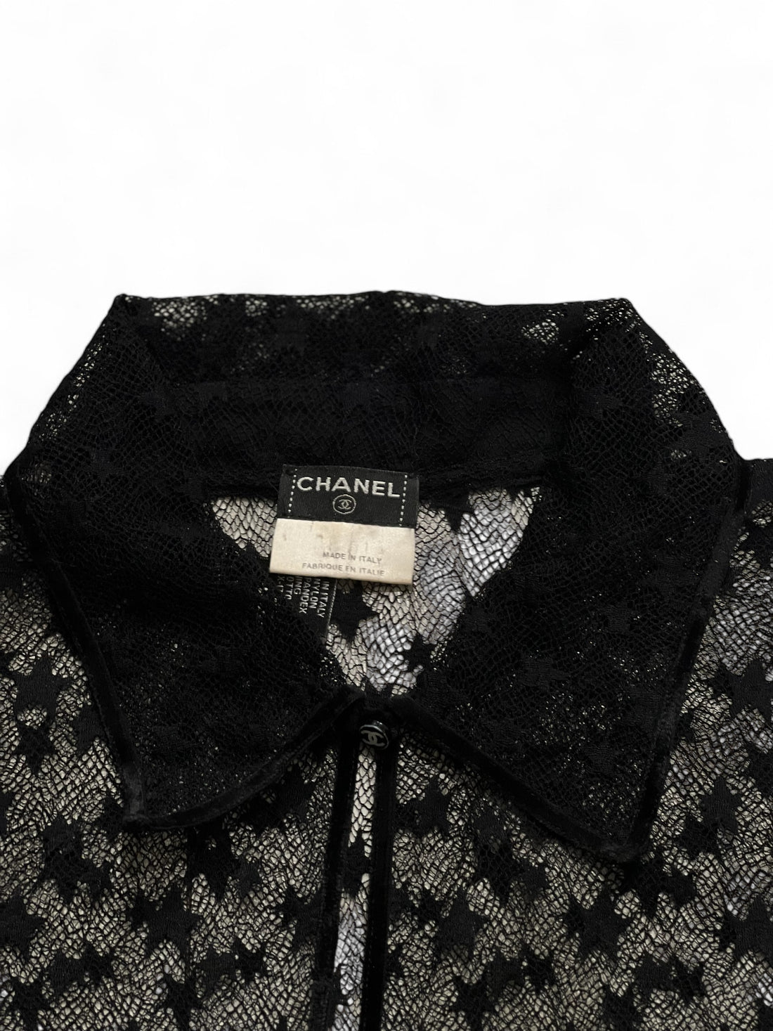 Chanel - T-Shirt en dentelle T36