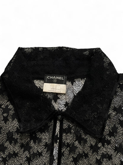 Chanel - T-Shirt en dentelle T36
