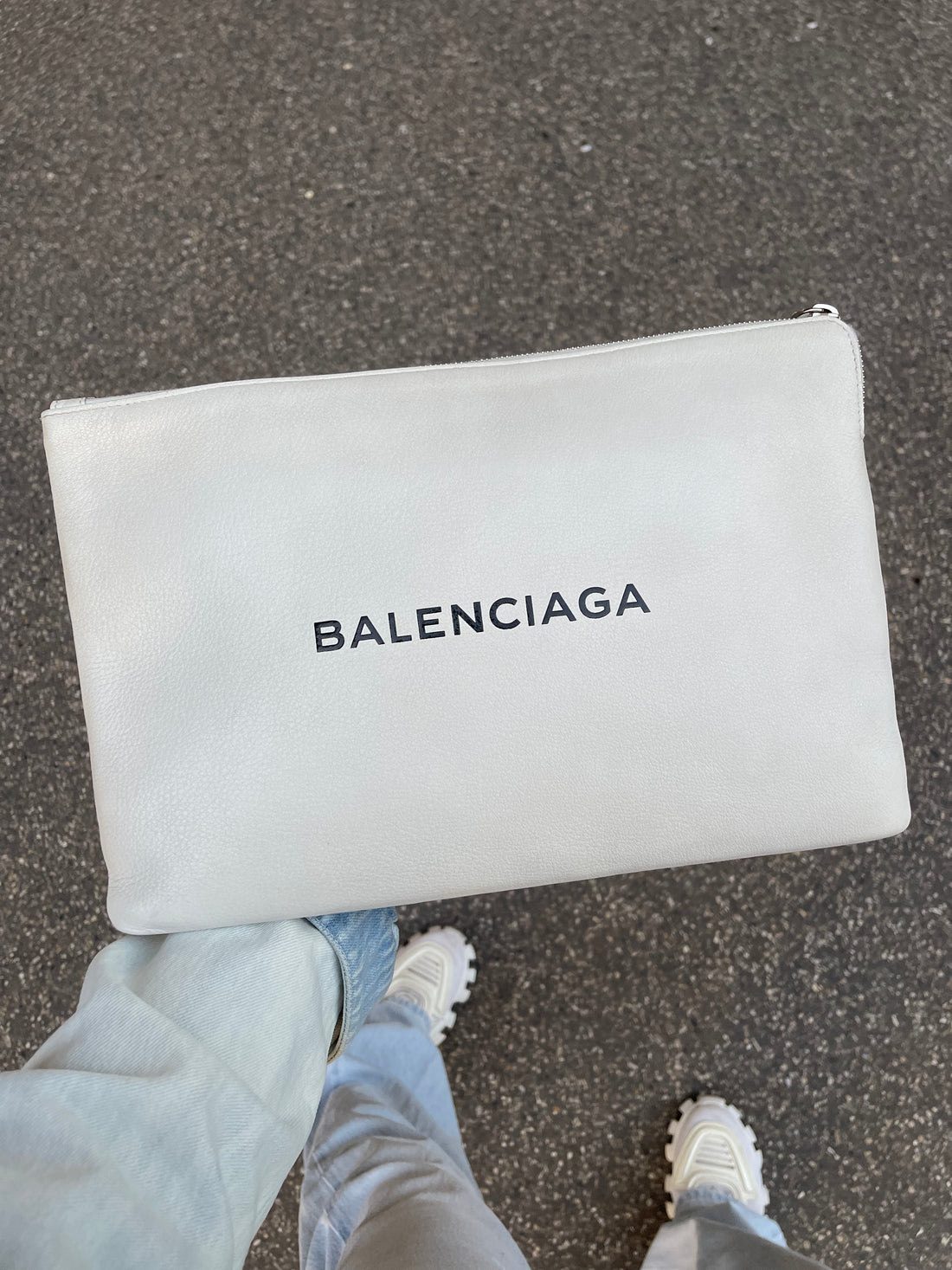 Balenciaga - Pochette A4 blanche