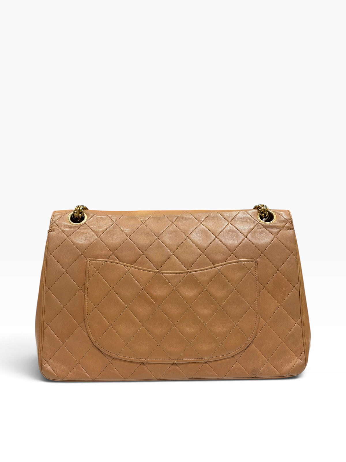 Chanel - Sac Timeless Medium cuir matelassé beige