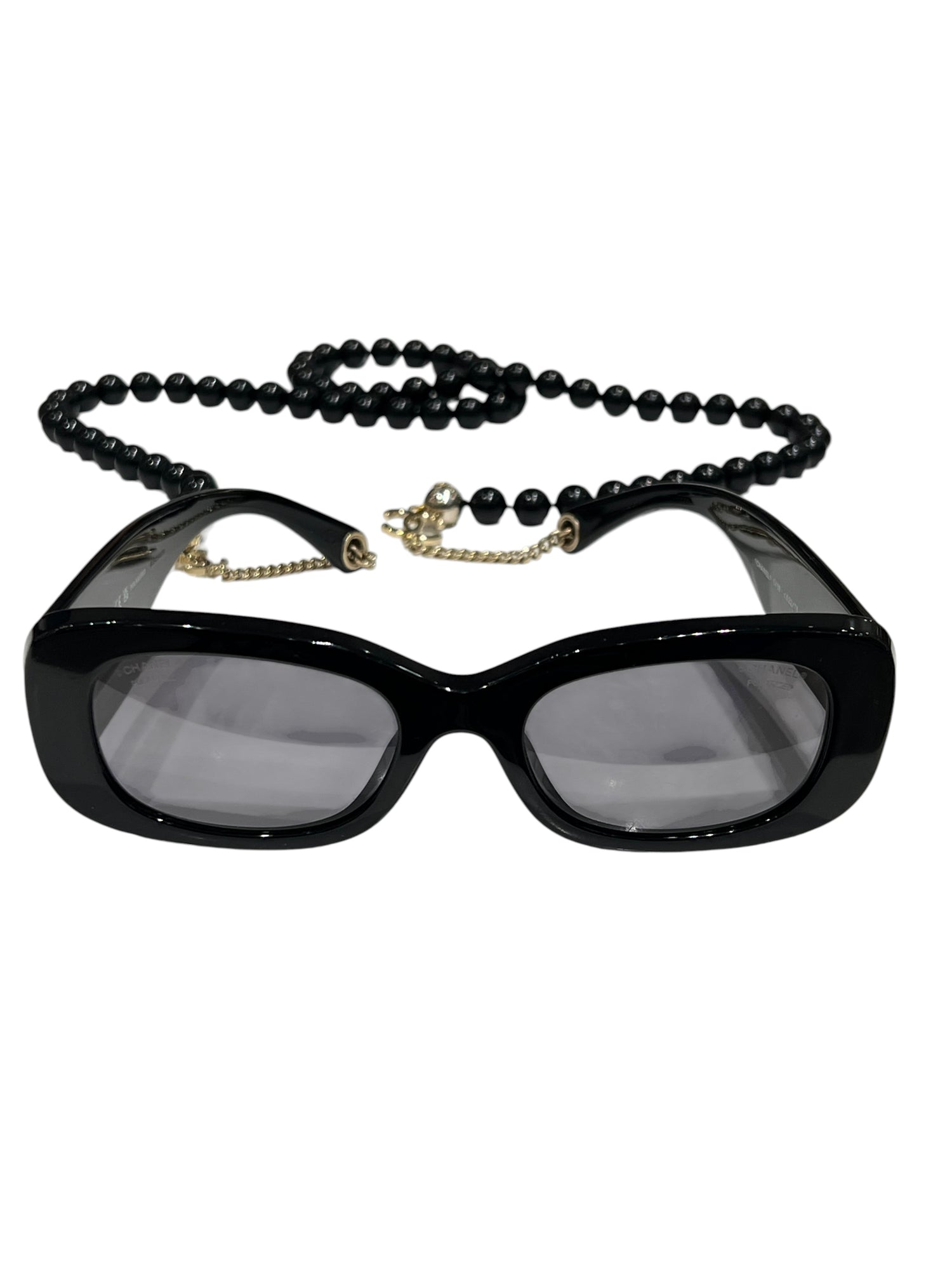 Chanel - solaires avec chaîne perlées noires