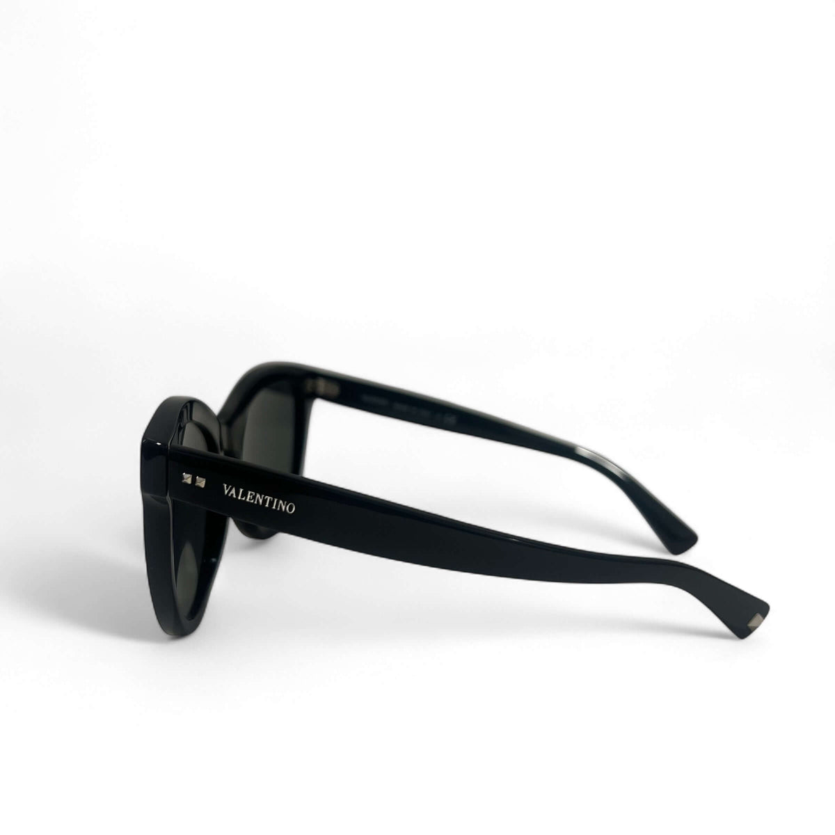 Valentino - Black sunglasses