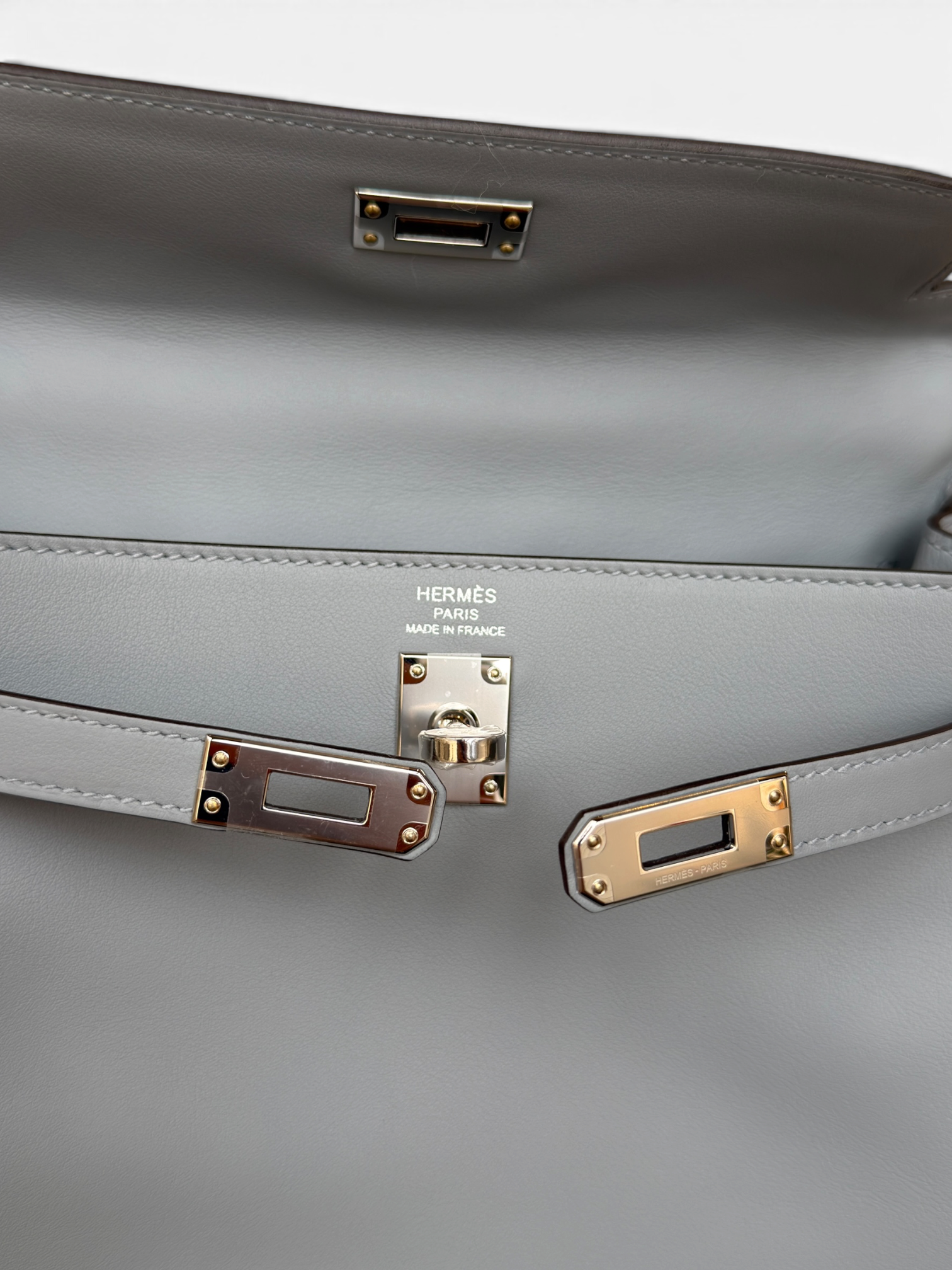 Hermès - Sac Kelly 25 Veau Swift Gris Pantin