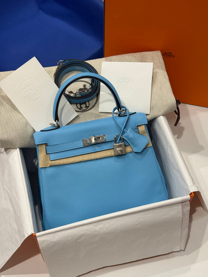 Hermès - Sac Kelly II 25 Swift retourné Bleu Céleste PHW