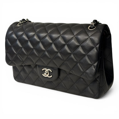 Chanel - Sac Jumbo Noir Cuir d’agneau | Les Folies d’Eugénie