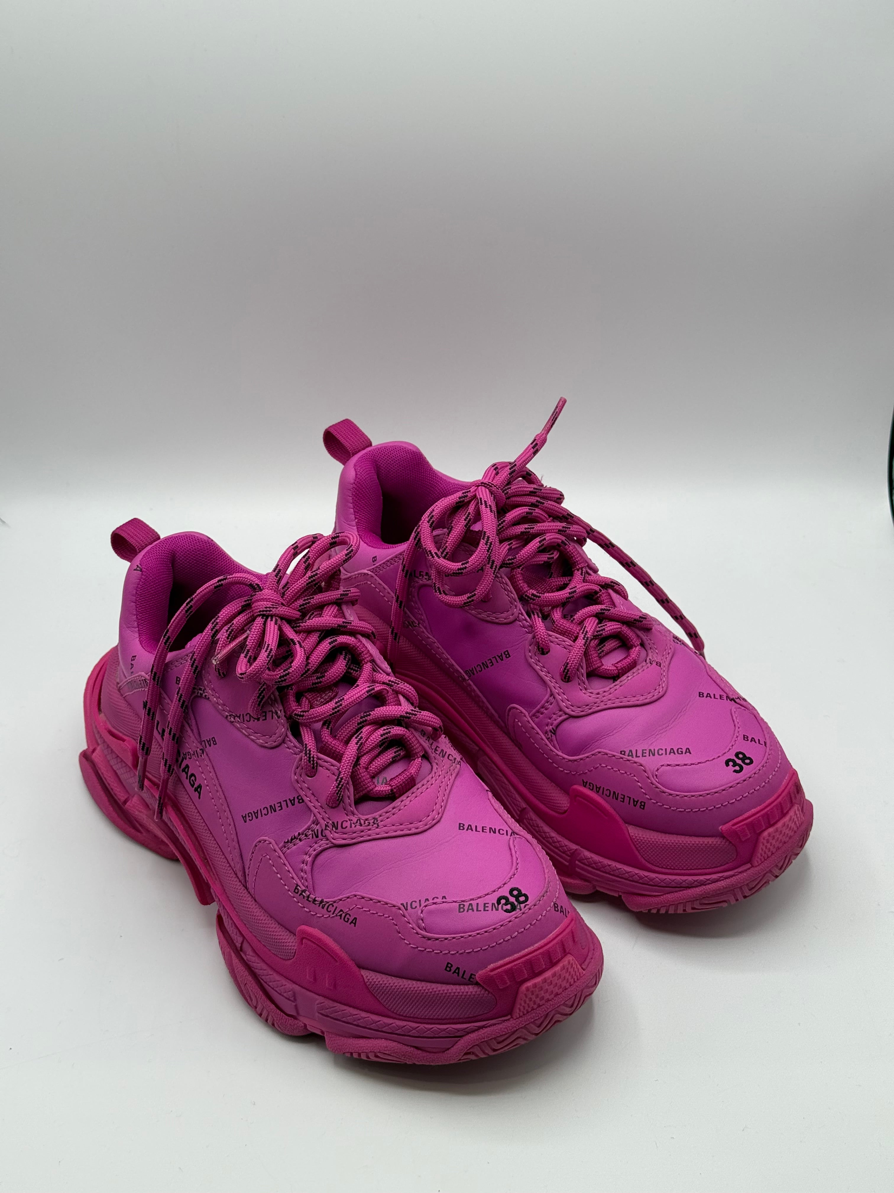 Balenciaga - Baskets Triple S rose T38