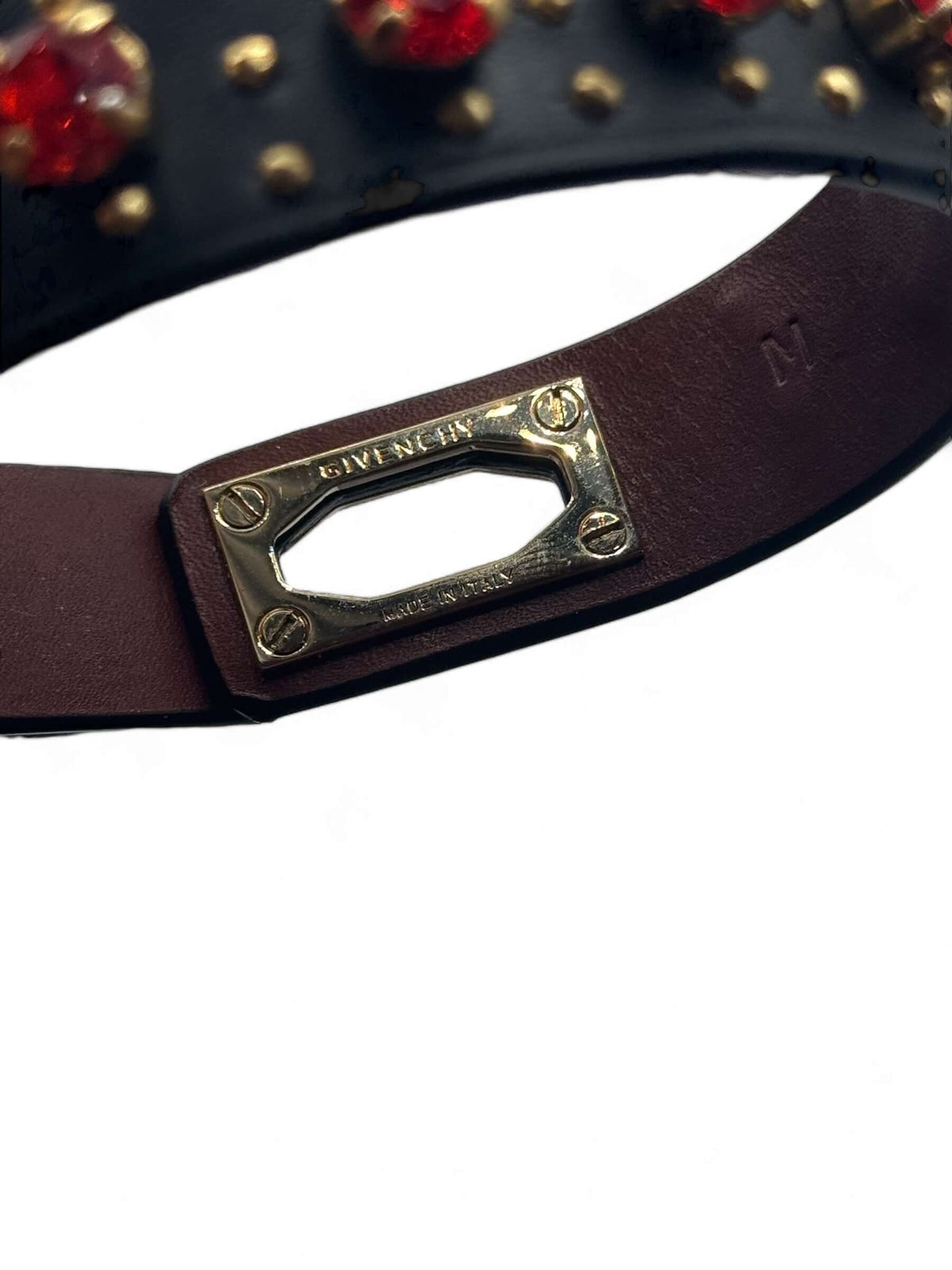 Givenchy - Bracelet noir pierre rouge TM