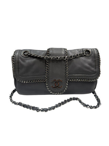 Chanel - Sac Baguette à Rabat Chain Around | Les Folies d’Eugénie