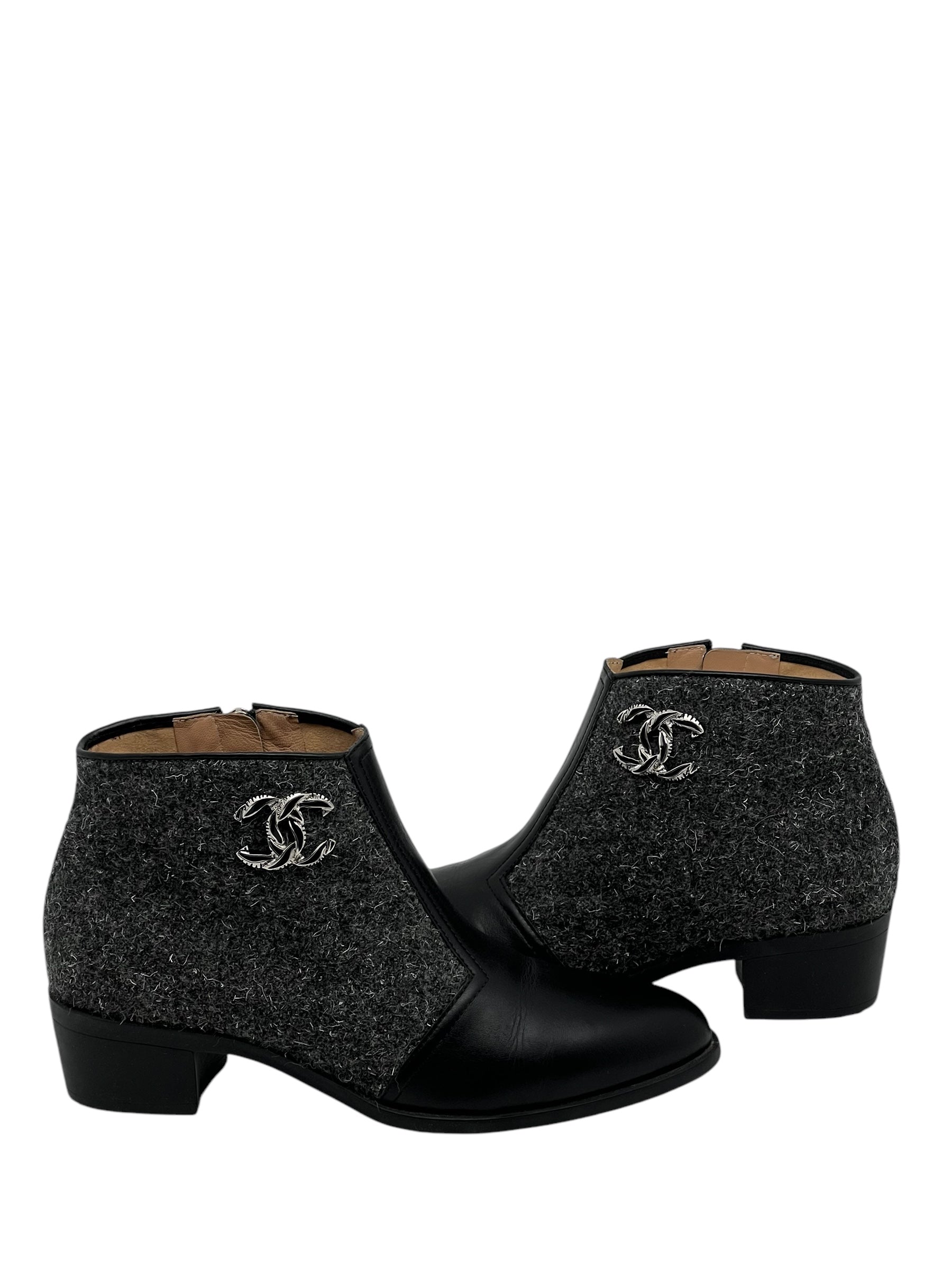 Chanel - Bottines tweed et cuir T36