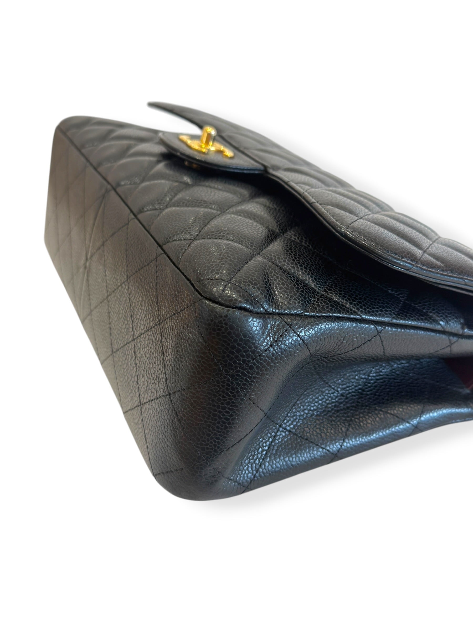 Chanel - Sac Jumbo cuir caviar