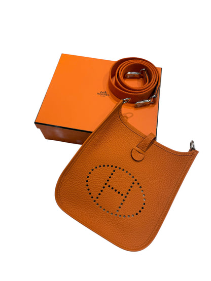 Hermès - Sac Evelyne 16 orange