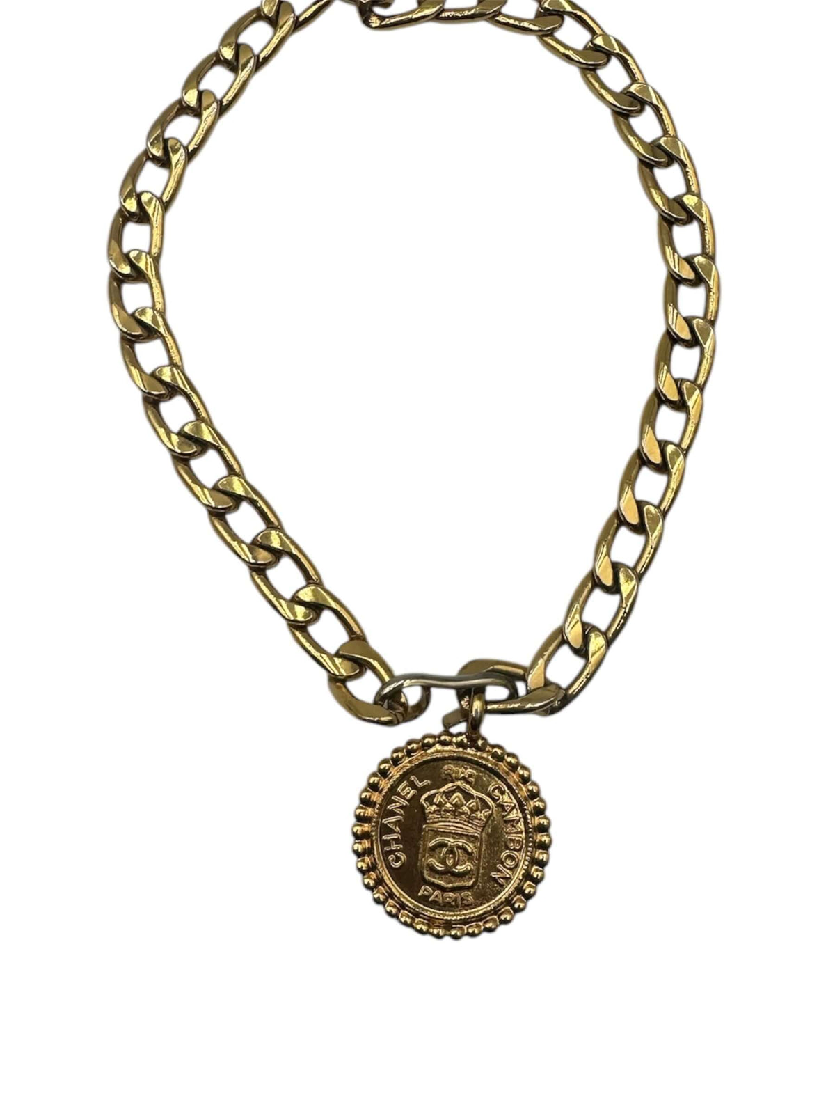 Chanel - Medaglione Girocollo CC dorato