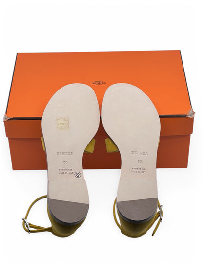 Hermès - Sandales Santorini Jaune bouton d’or