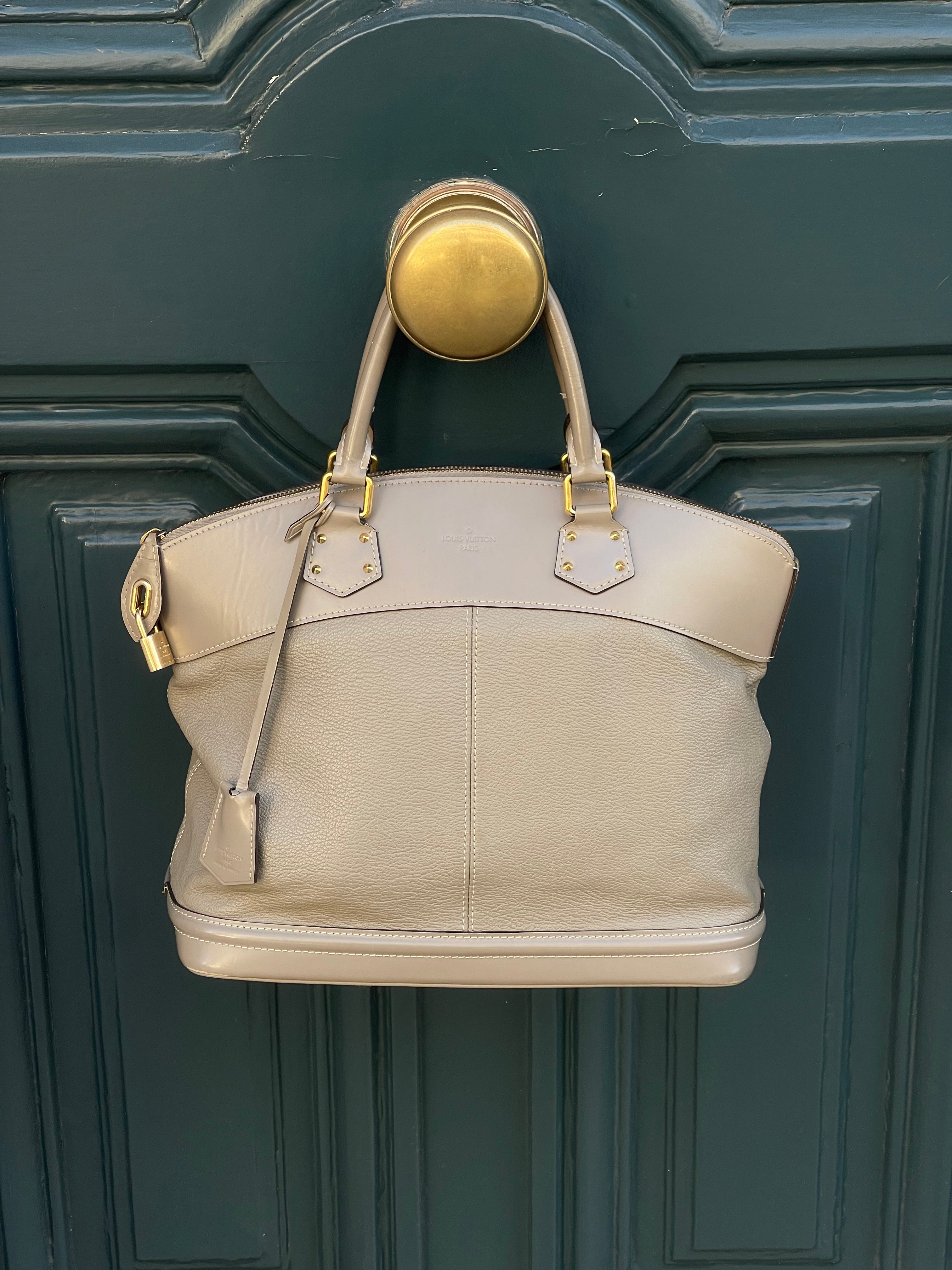 Louis Vuitton - Lock It MM bag