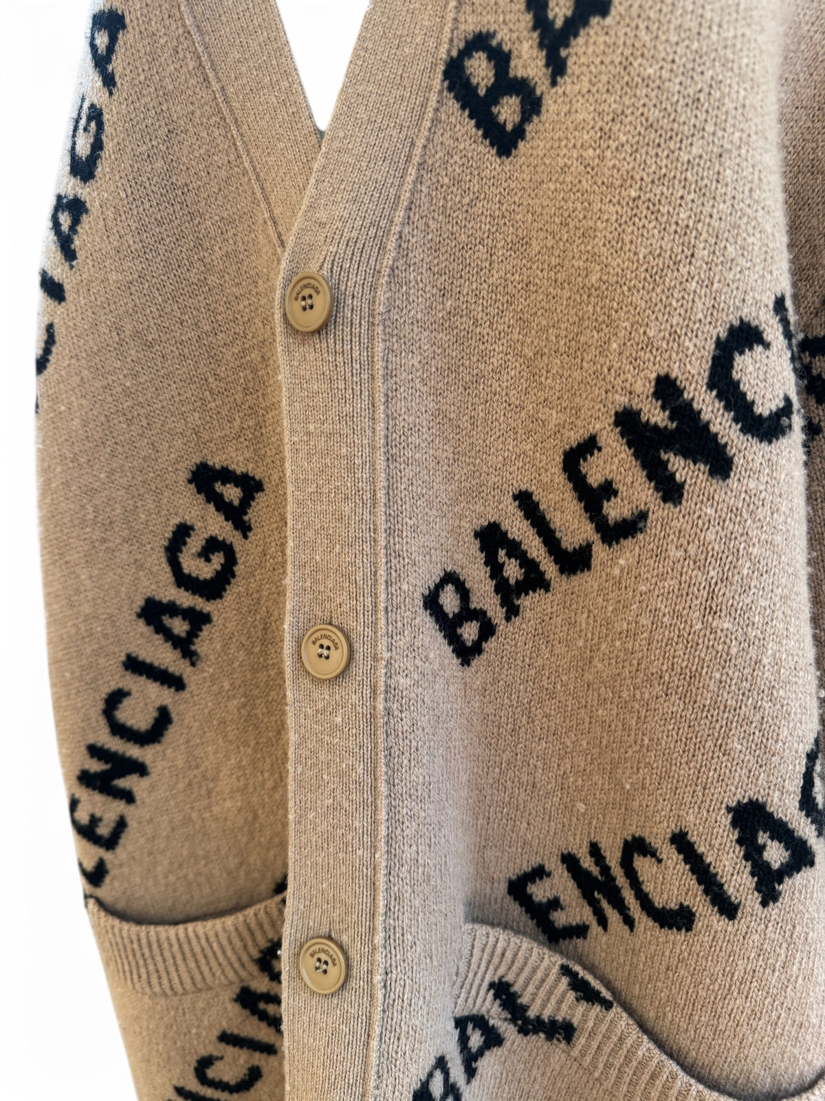 Balenciaga - Beige Balenciaga cardigan S