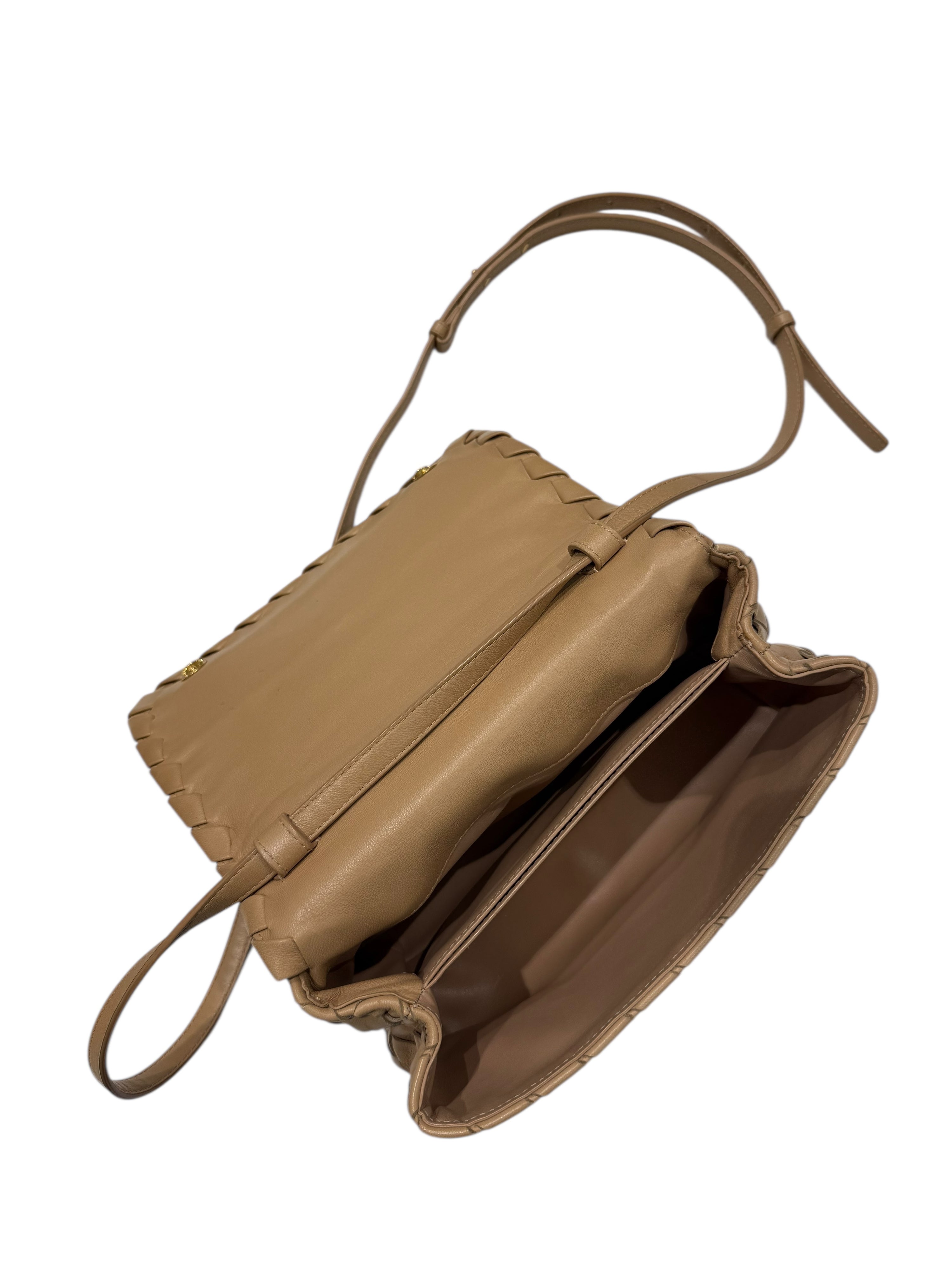 Bottega Veneta - Schultertasche aus geflochtenem beigem Leder