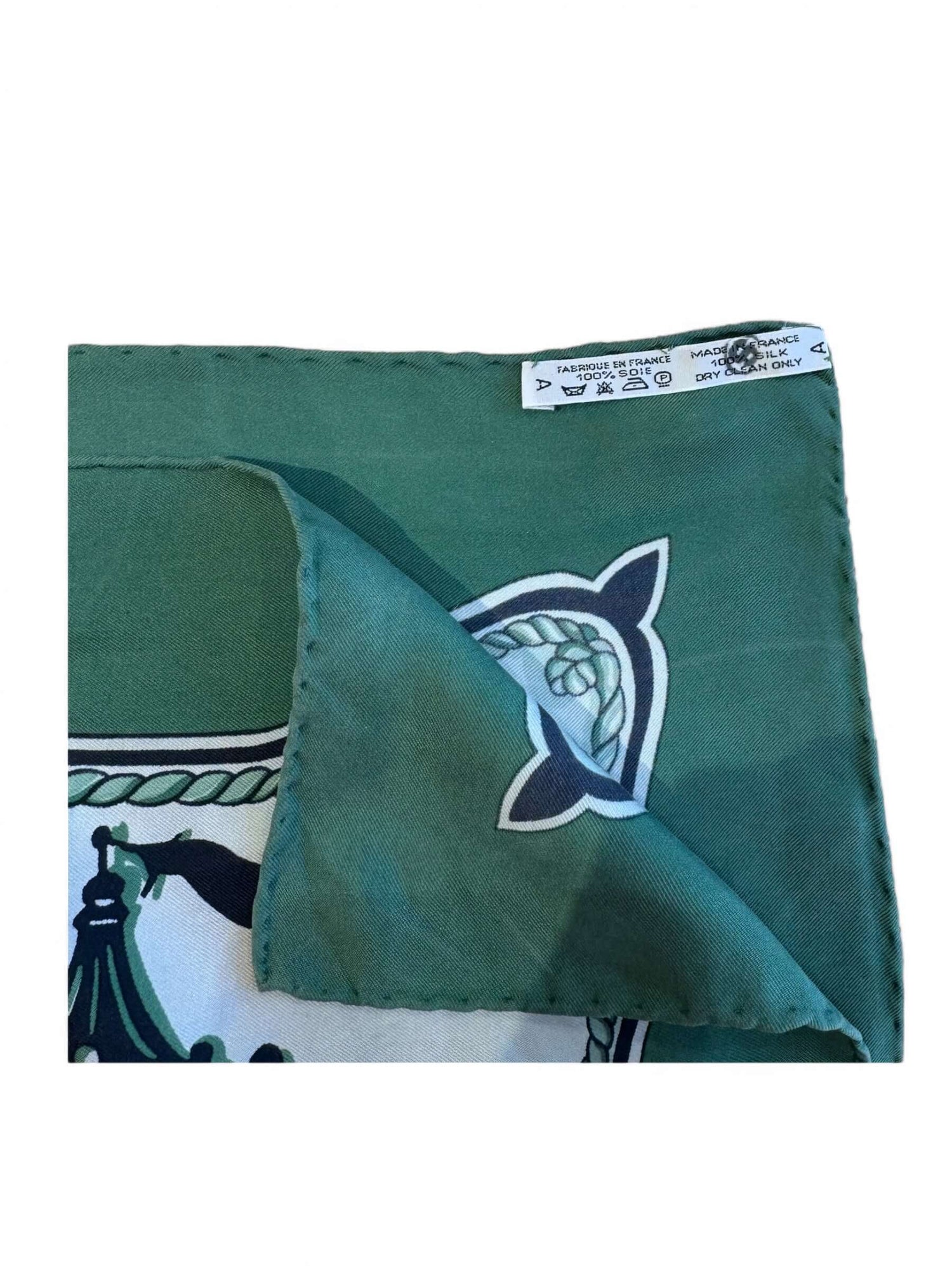 Hermès - Carré 90 « Théâtre D’ombres »