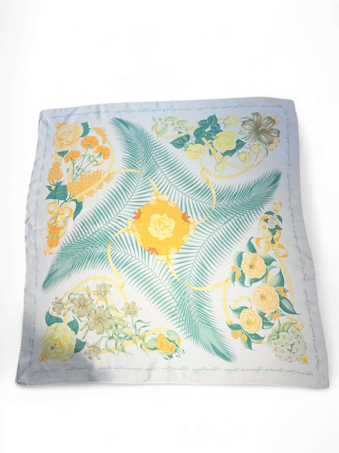 Hermès - Carré de soie 90 « Fleurs de l’opéra »