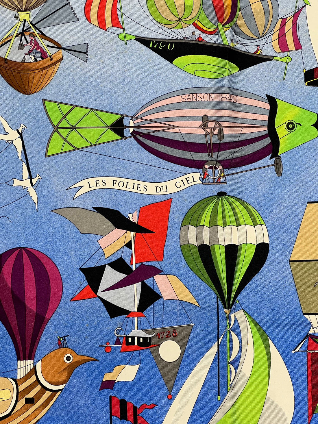 Hermès - Carré 90 « Les Folies du Ciel »