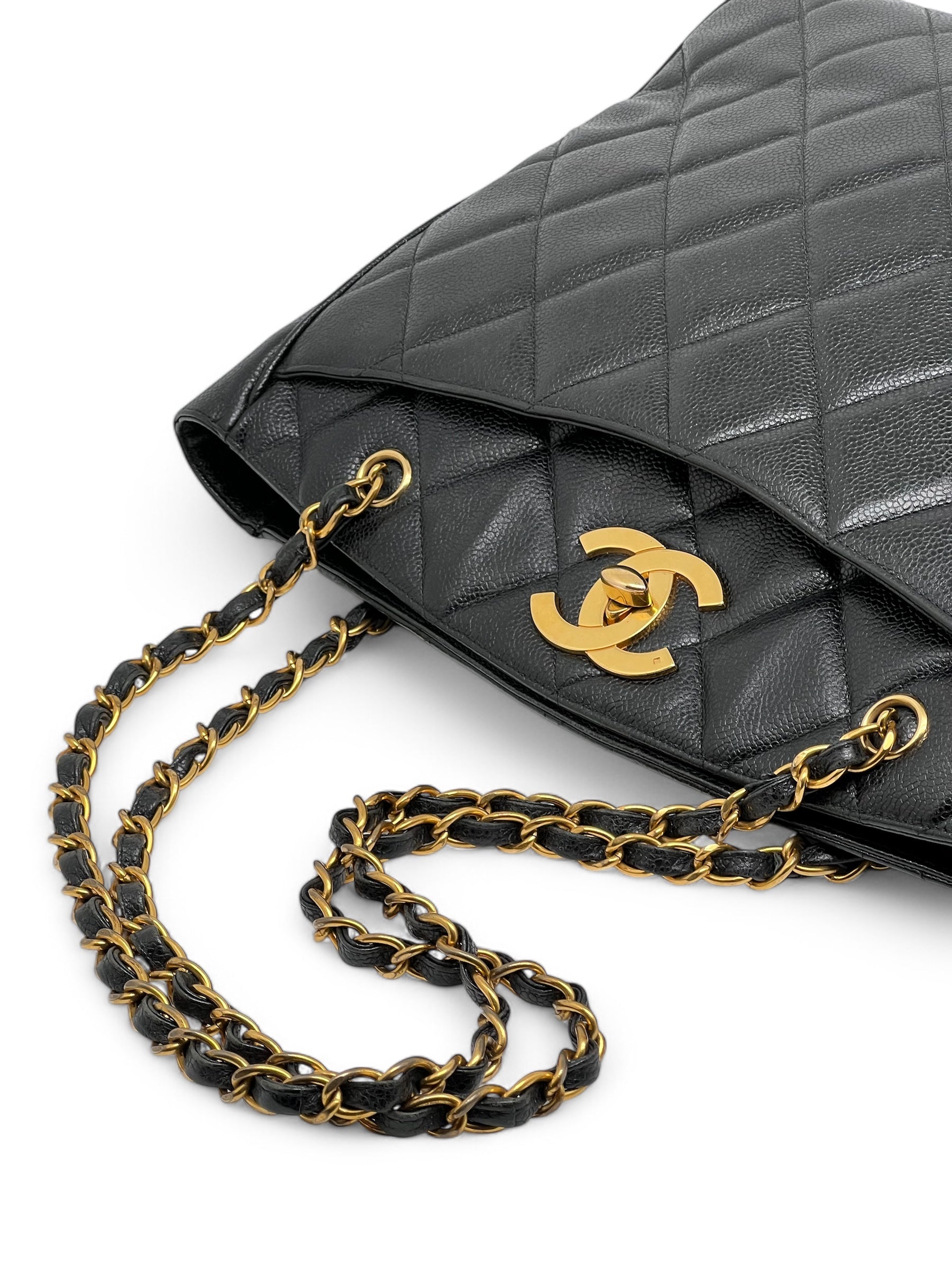 Chanel - Sac matelassé cuir caviar