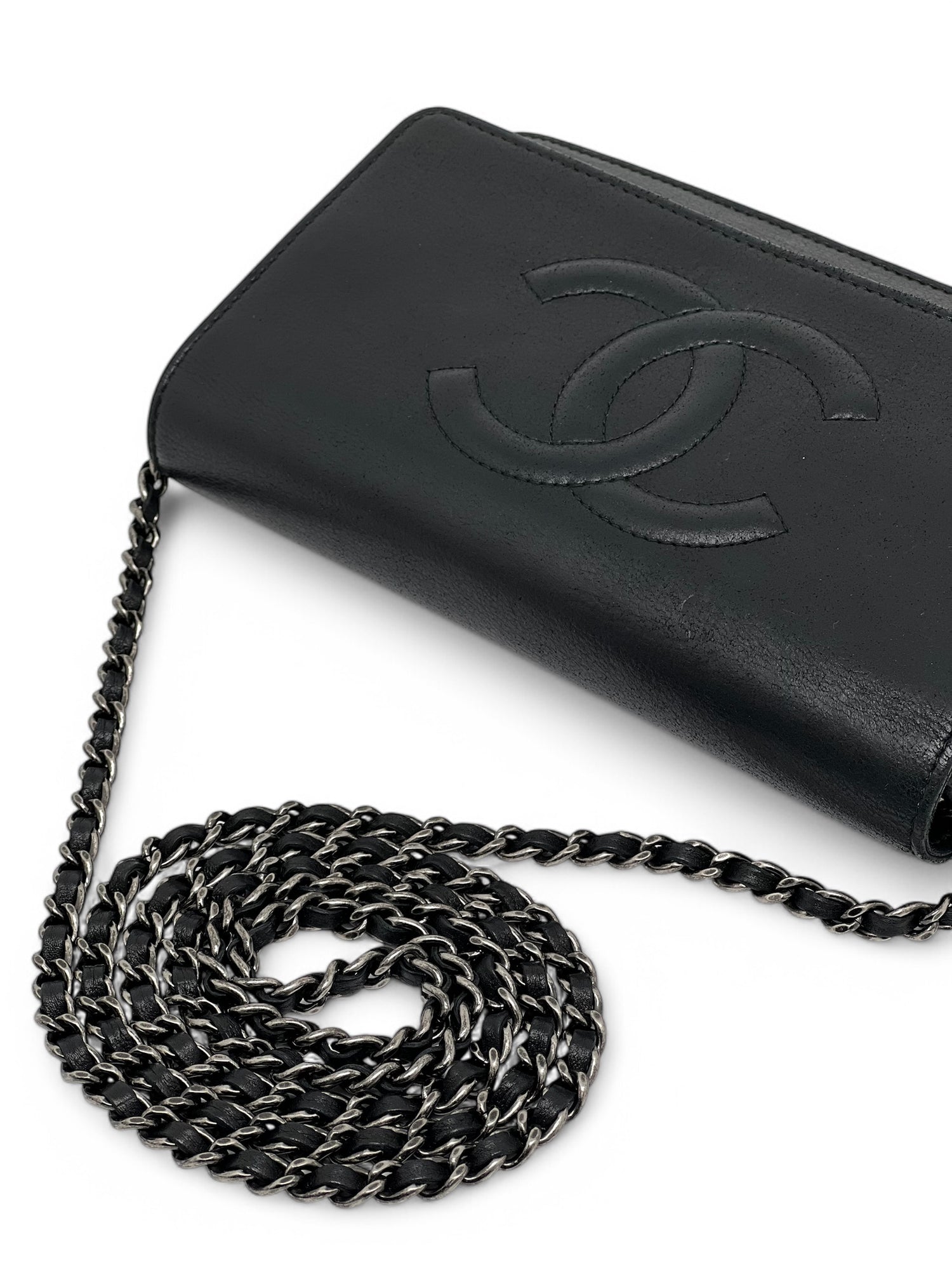 Chanel - Wallet on chain