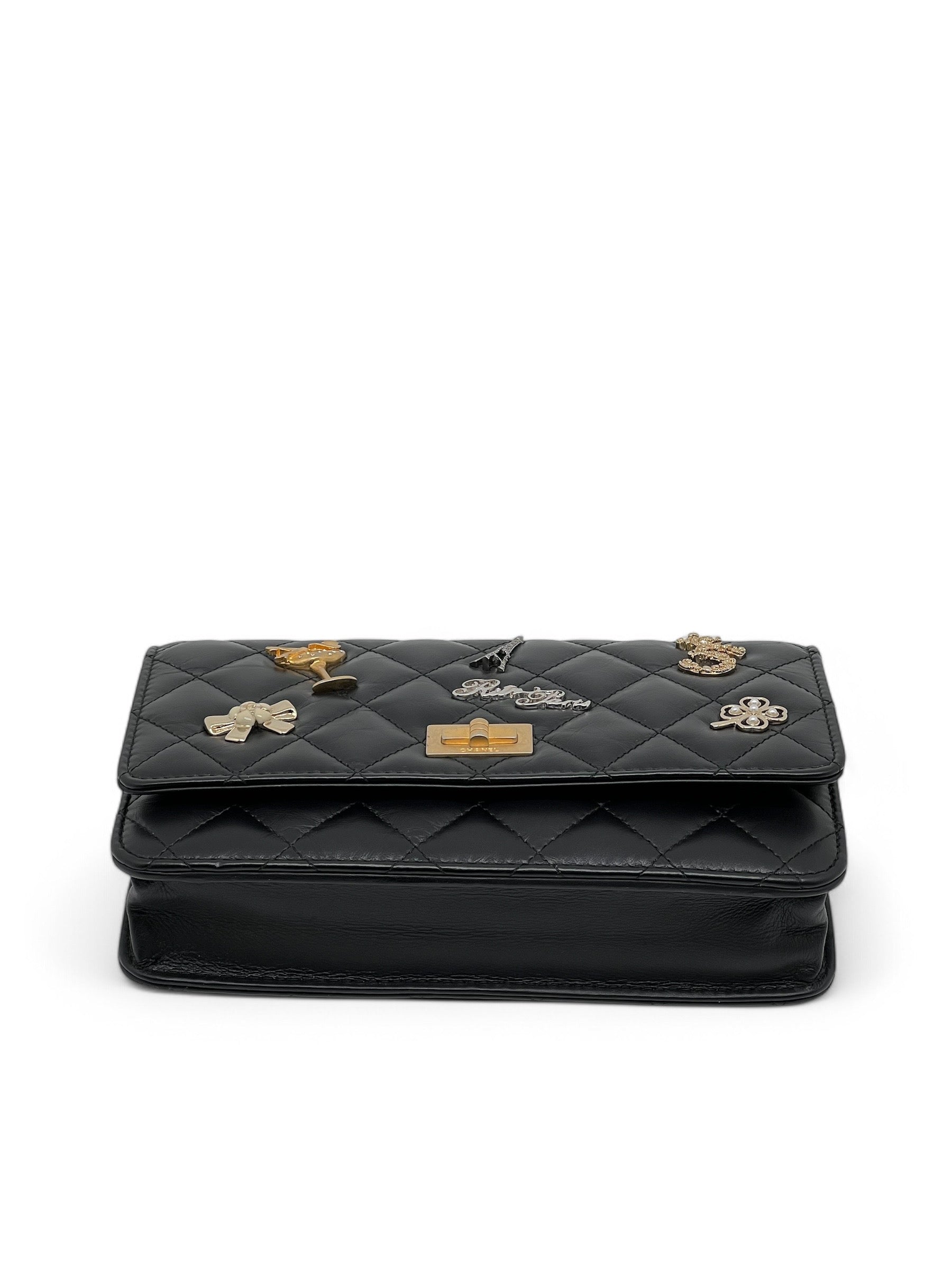 Chanel - Sac Wallet On Chain 2.55