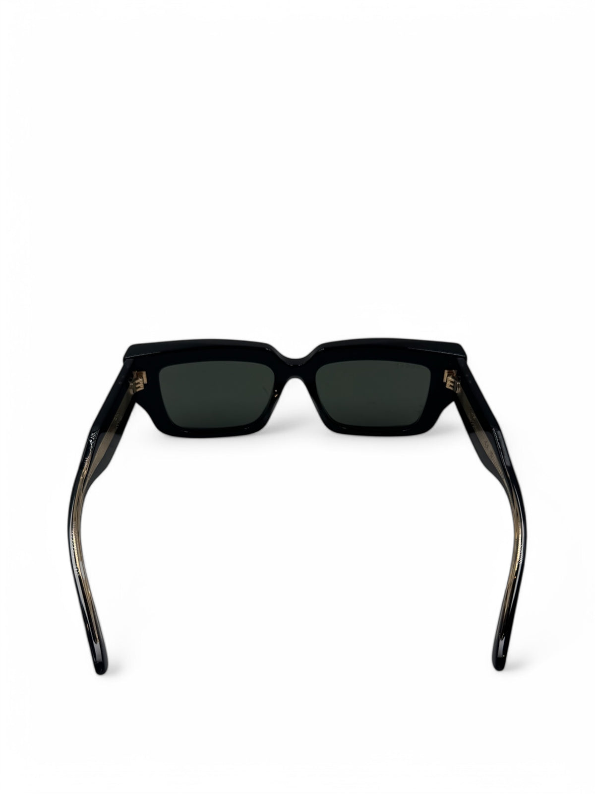 Gucci - Occhiali da sole con borchie
