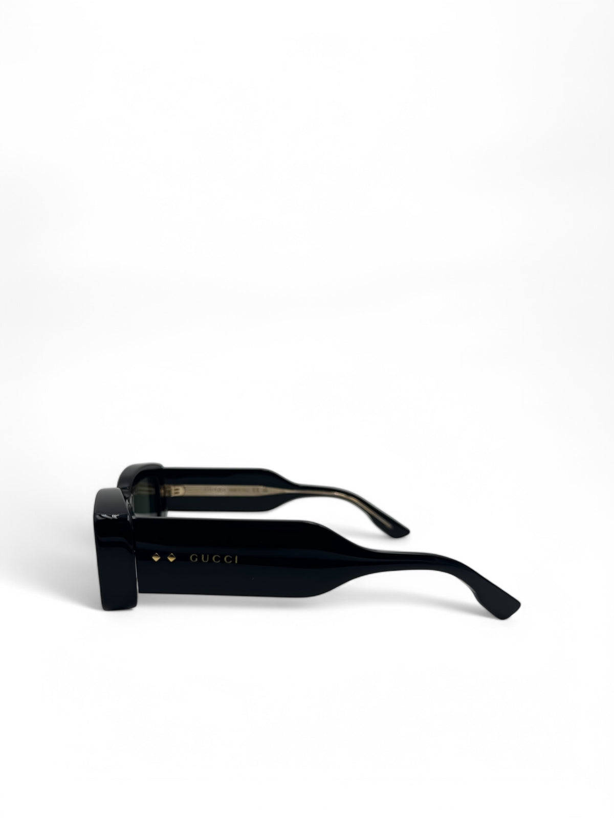 Gucci - Sonnenbrille mit Nieten