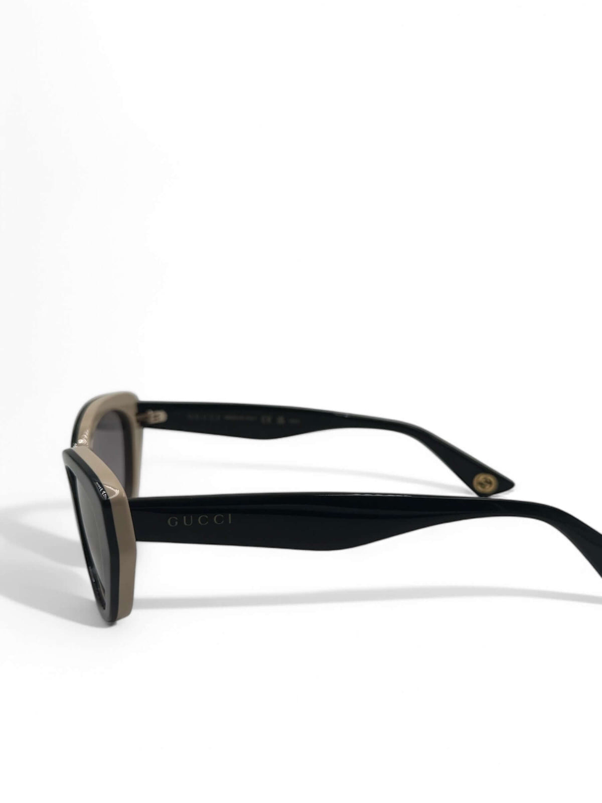 Gucci - Lunette de soleil Lettering