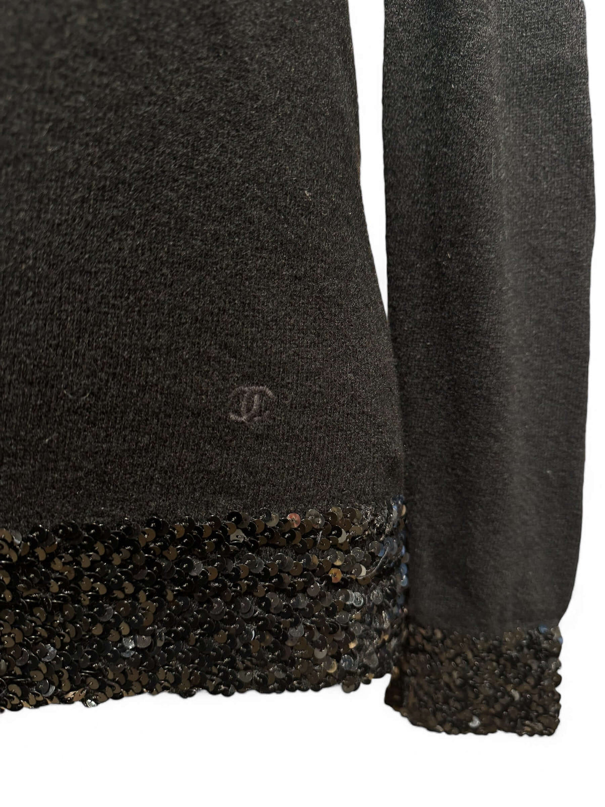 Chanel - Schwarzer Paillettenpullover TM