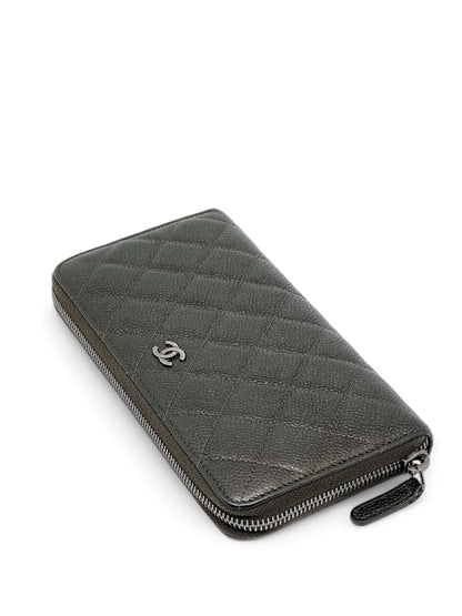 Chanel - Portefeuille en cuir Timeless Kaki