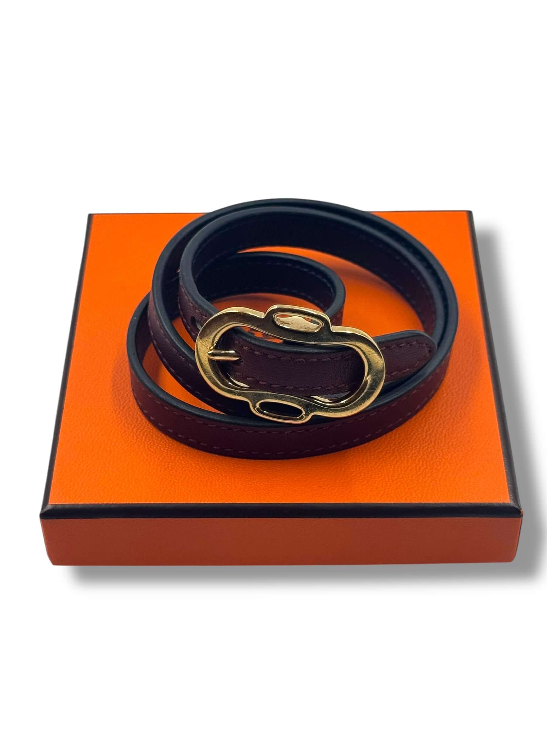 Hermès - Bracelet cuir boucleries triple tour T2