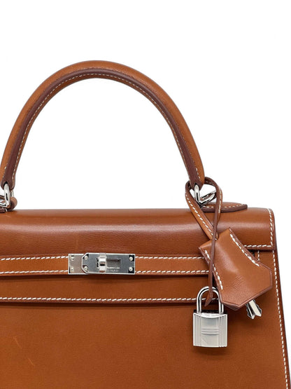 Hermès - Sac Kelly 25 cuir Barénia Naturel Fauve 2024