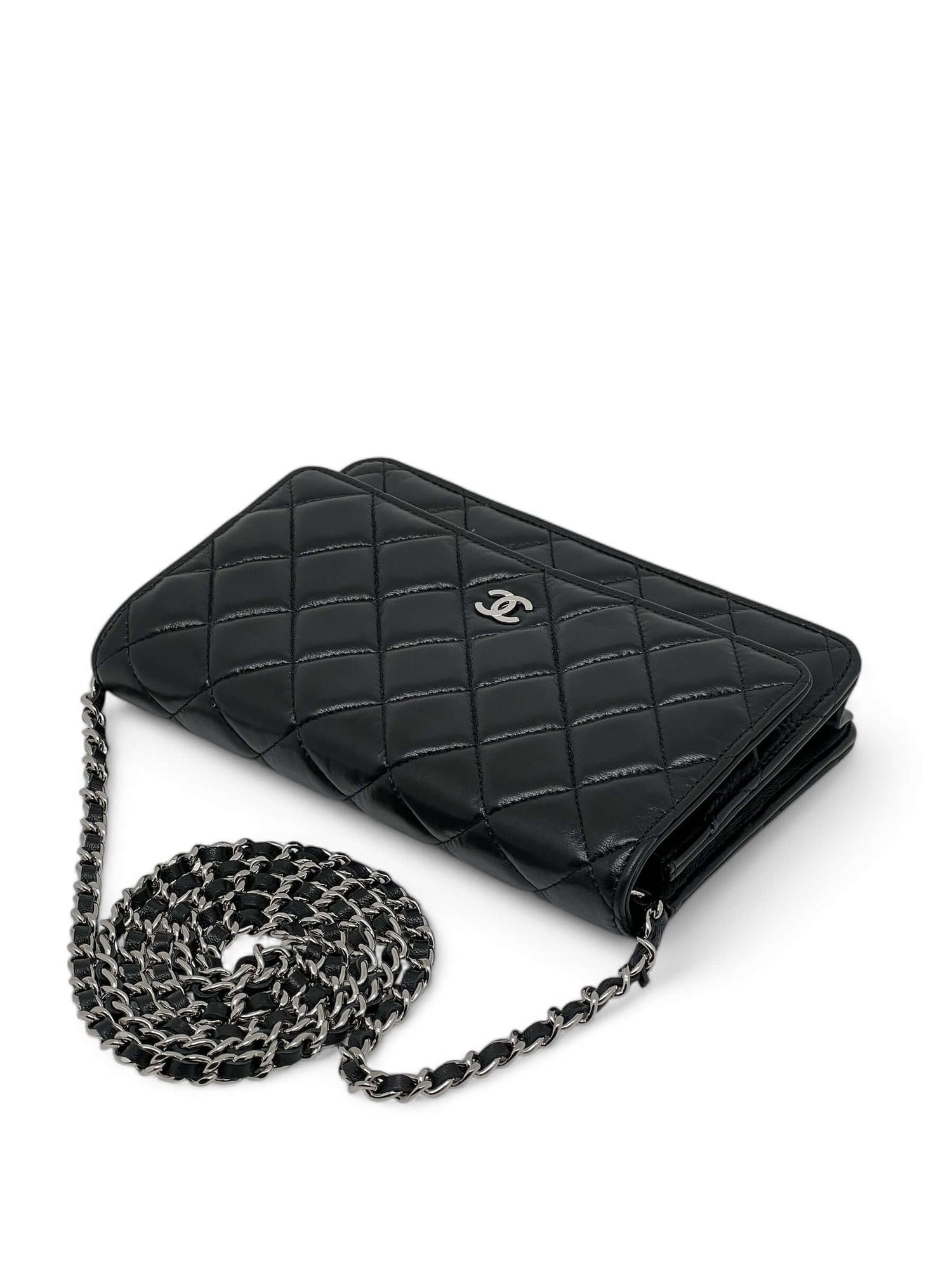 Chanel - Wallet on chain
