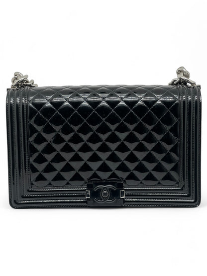 Chanel - Sac Boy Large en cuir verni