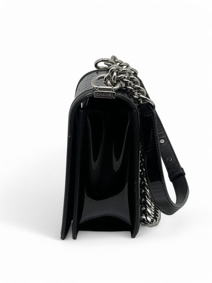 Chanel - Sac Boy Large en cuir verni